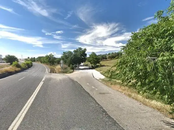 Camino a la ermita de San Isidro y al Pinar de San Isidro