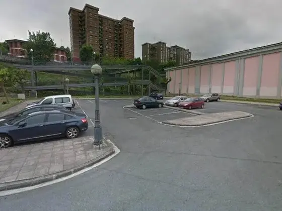 Parking Polideportivo La Benedicta