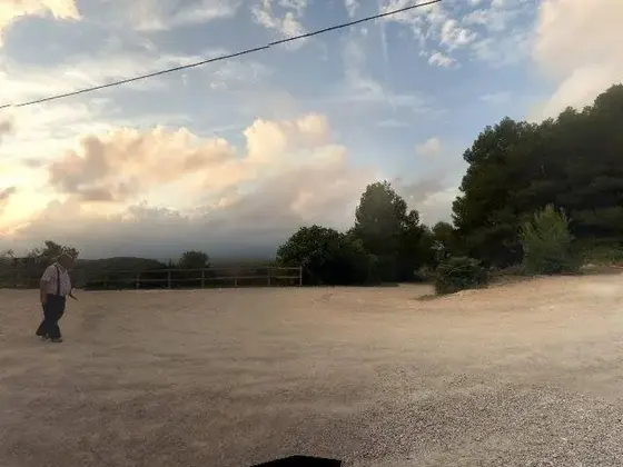 Parking del Mirador del Castell de Castellet