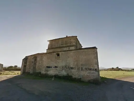 La ermita abandonada en Trujillo