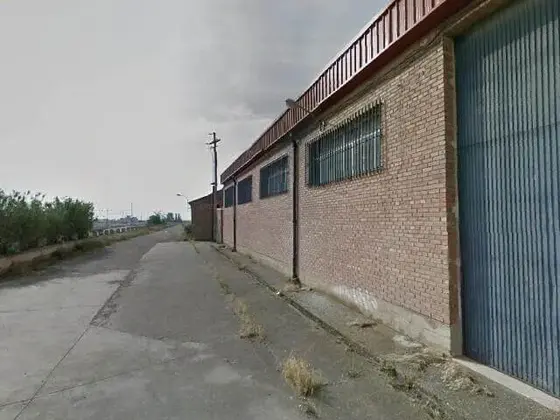 Fábrica abandonada puntosa